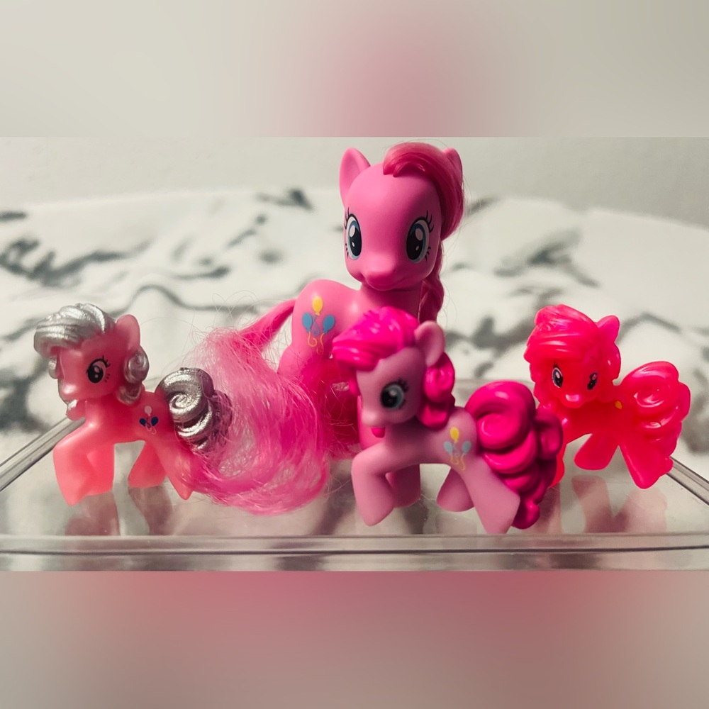 2010 MLP G4 Pinkie Pie 3”/1.5” Blind Bag/Mini Pony Versions of Pinkie Pie (x3)